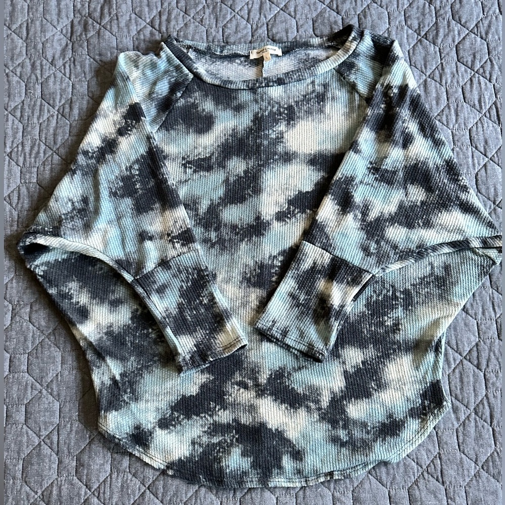 NWOT - Sweet Lovely by Jen lightweight waffle-knit batwing sleeve top - size L
